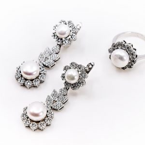 Half Set - Flower with Pearl